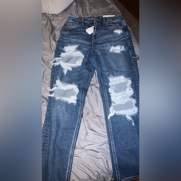 Curvy ripped mom jean - Picture 2 of 4